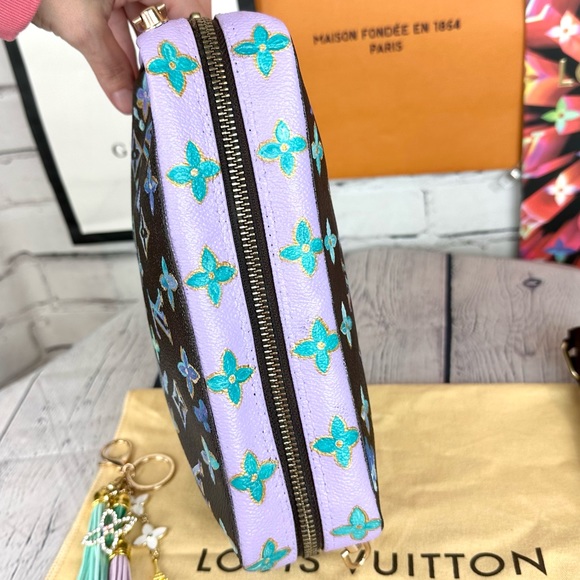 Louis Vuitton Trousse 23 Pouch Crossbody CUSTOM with dust bag and bag charm - Picture 12 of 16